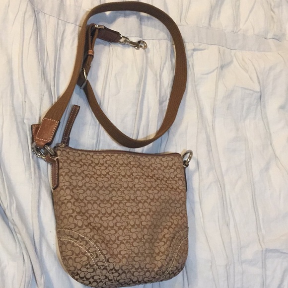 Coach crossbody purse - Picture 2 of 4